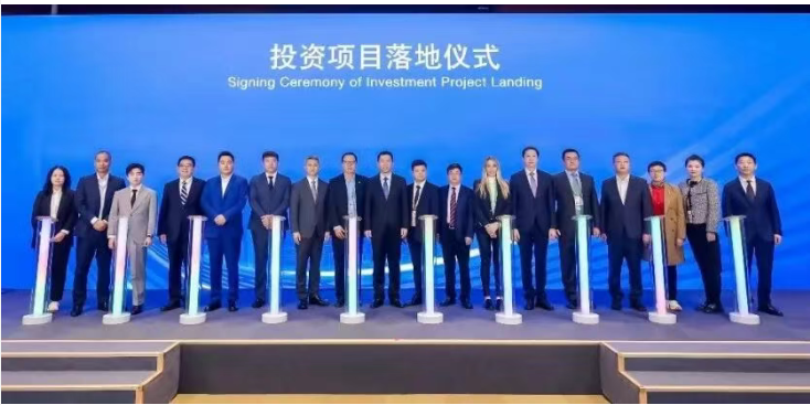 CNAE中钠能源出席2024年进博交易会暨招商推介会，参与静安投资项目落地签约仪式